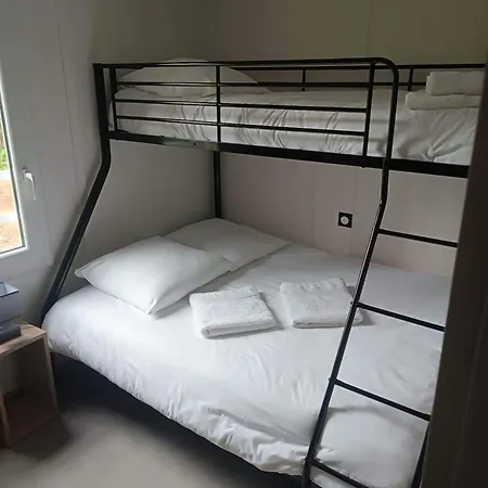 Avec A Hasparren, 50 M², Piscine Partagee * هاسبارن