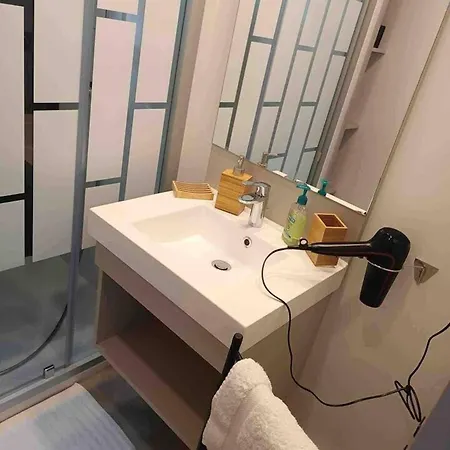 Avec A Hasparren, 50 M², Piscine Partagee * هاسبارن